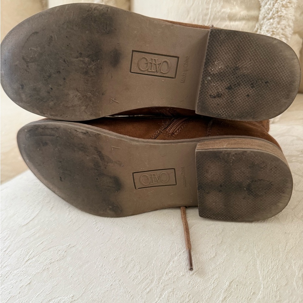 Cato Brown Lace-Up Boots with Classic Design - Picture 8 of 9